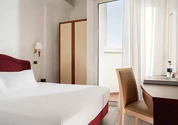 Superior Single Room with Sea View